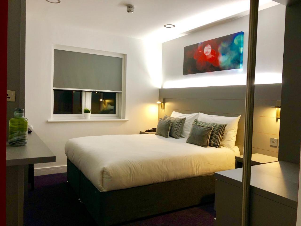 Ilford Hotel Goodmayes Eksteriør bilde